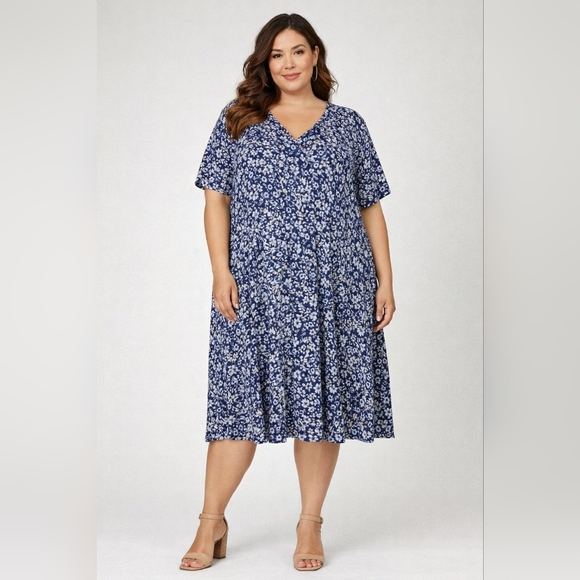 Lane Bryant Dresses & Skirts - Lane Bryant Blue Floral V-Neck Dress Women’s Plus Size 22